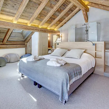 Chalet 5★, 15 Pers, Piscine Interieure, Vue Montagnes, 7 Ch, Terrasse, Animaux Acceptes *