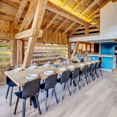 5★, 15 Pers, Piscine Interieure, Vue Montagnes, 7 Ch, Terrasse, Animaux Acceptes La Clusaz